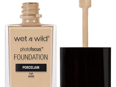 WET N WILD - Photo Focus Foundation, Porcelain - 1 fl. oz. (30 ml) Online now